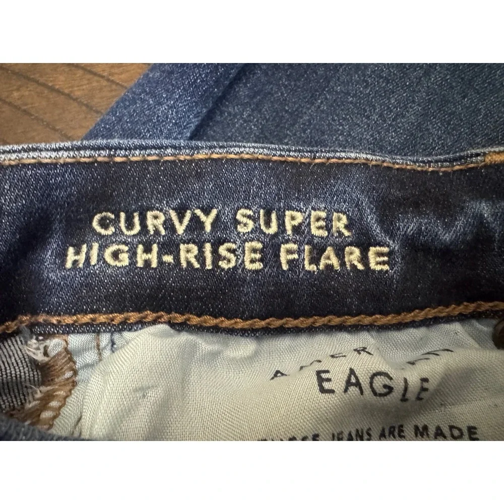 American Eagle Curvy Super High-Rise Flare Jeans Dark Wash Raw Hem Womens Size 6